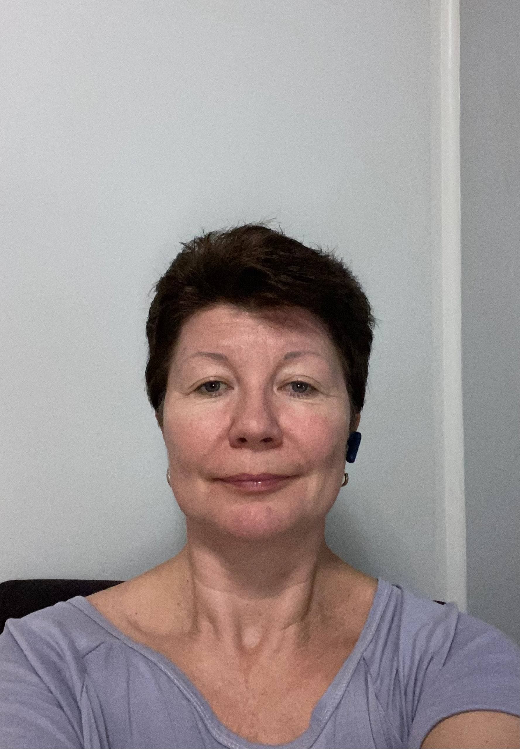 Viktoriya, house cleaner in Artarmon